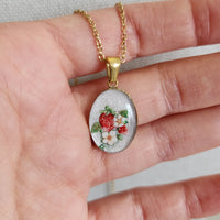 Pendentif fraises des bois